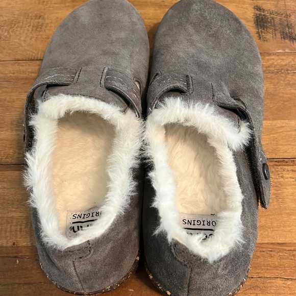 Earth Origins Aurora Jade Fur Lined Slip On Moccasin Clogs - Picture 10 of 10